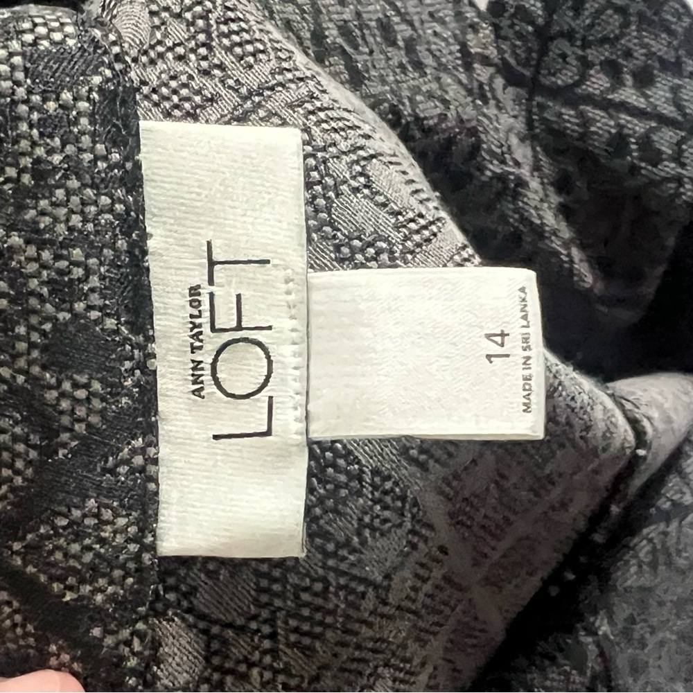 Ann Taylor Grey Patterned Blazer - image 5